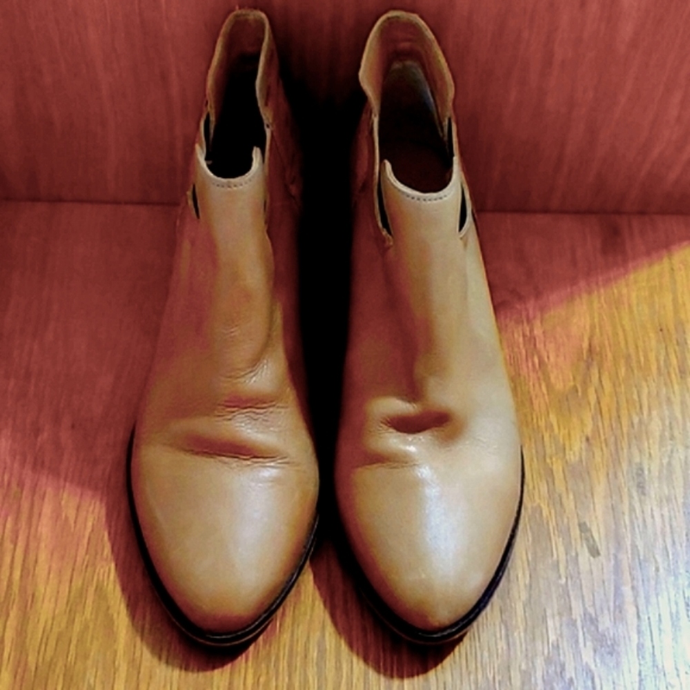 Dr Scholls rich tan leather slip-in booties women's 8